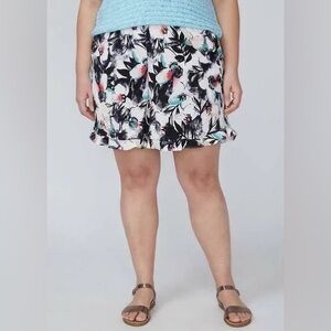 Lane Bryant Ruffle Edge Floral Stretch Rayon Pull On Casual Shorts
